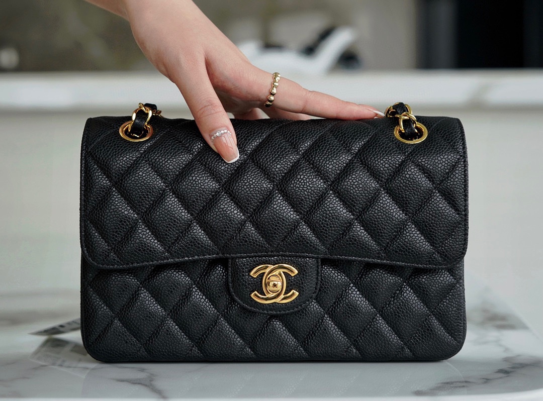 SMALL CLASSIC HANDBAG SMALL CLASSIC HANDBAG