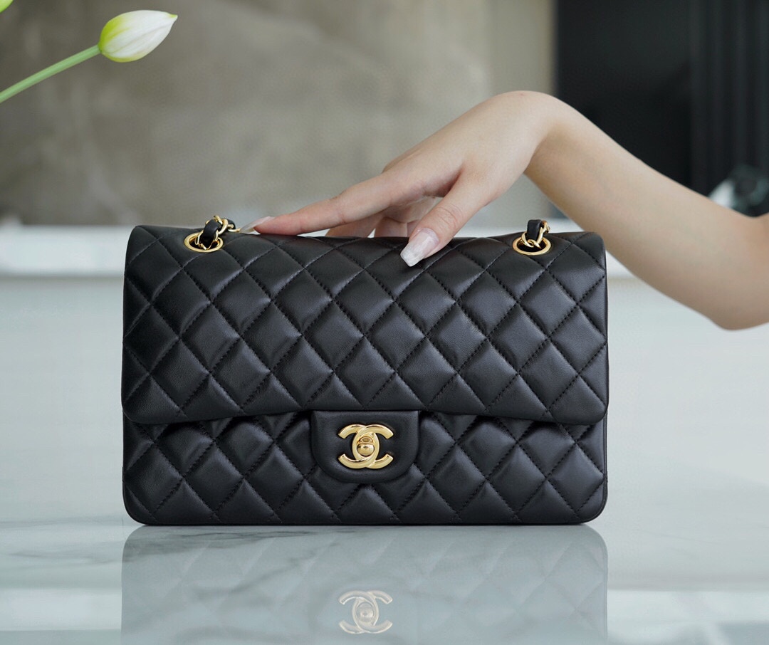 CLASSIC HANDBAG CLASSIC HANDBAG