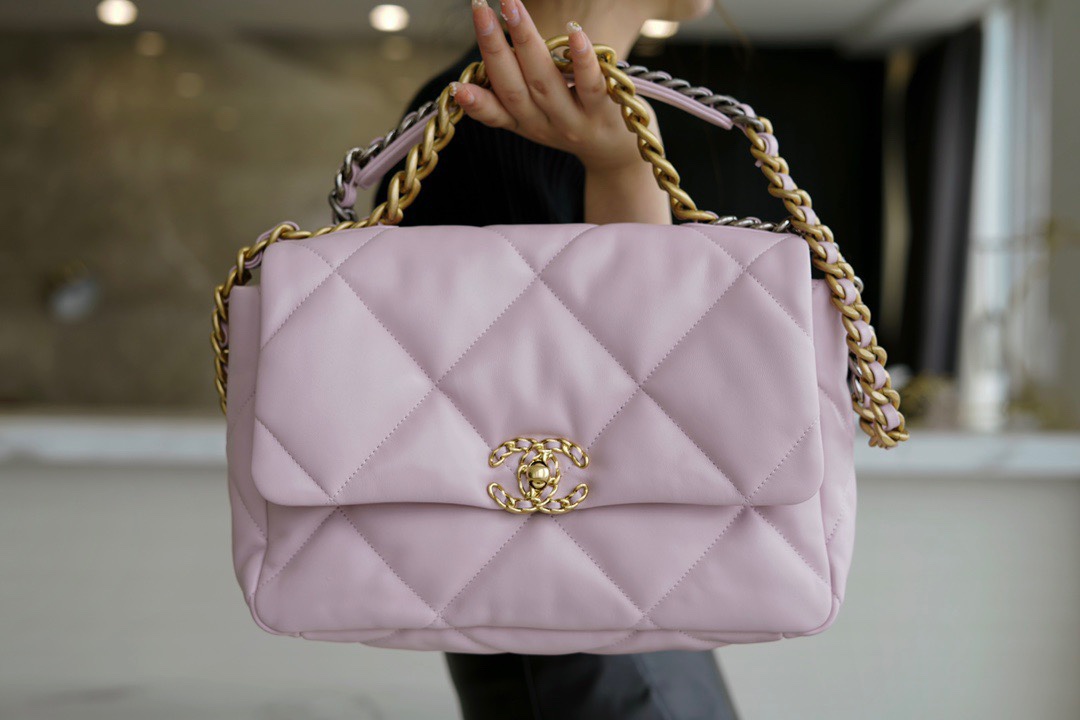 CHANEL 19 LARGE HANDBAG CHANEL 19 LARGE HANDBAG