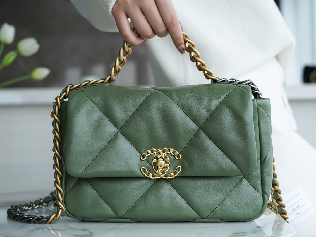 CHANEL 19 HANDBAG CHANEL 19 HANDBAG