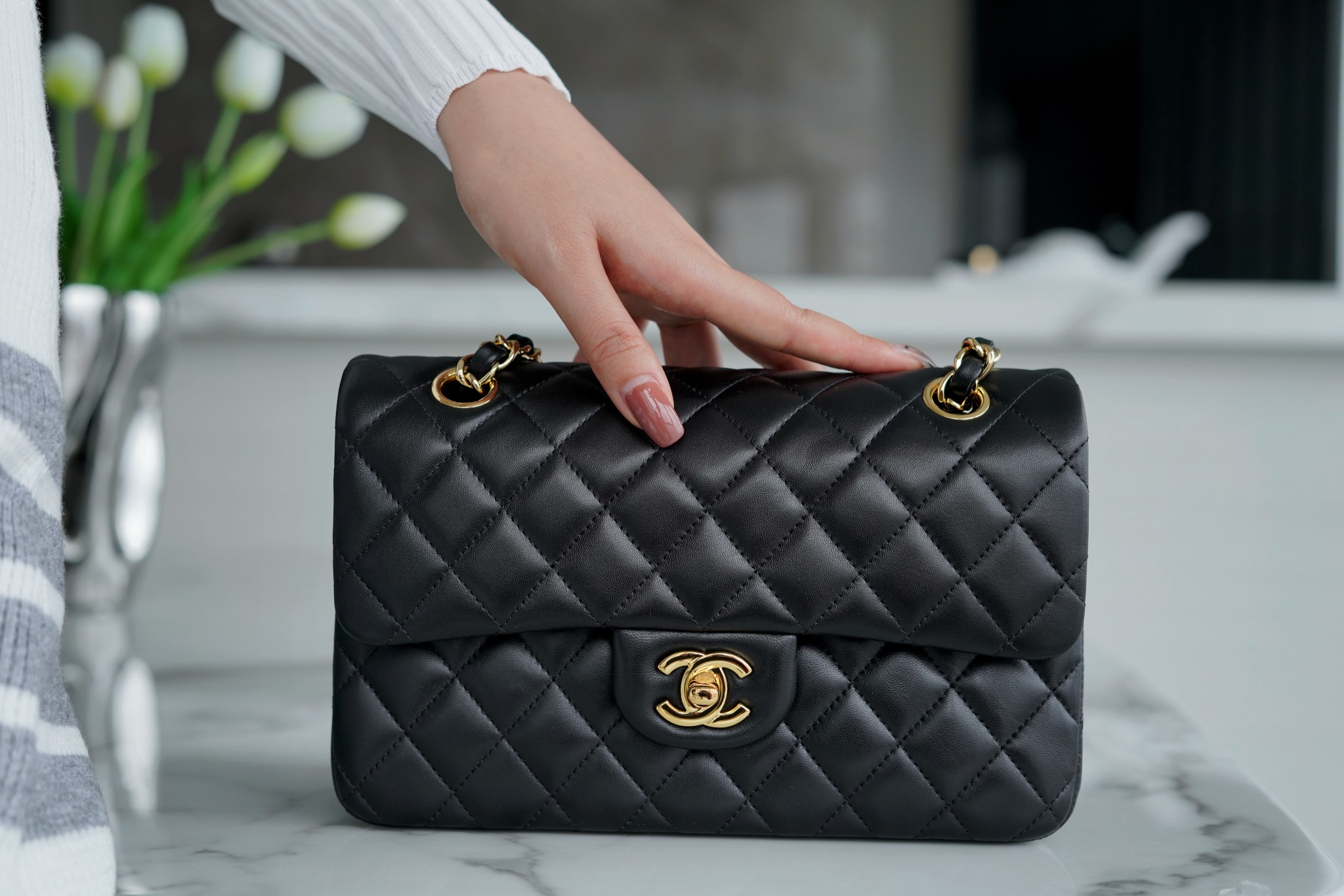 SMALL CLASSIC HANDBAG SMALL CLASSIC HANDBAG