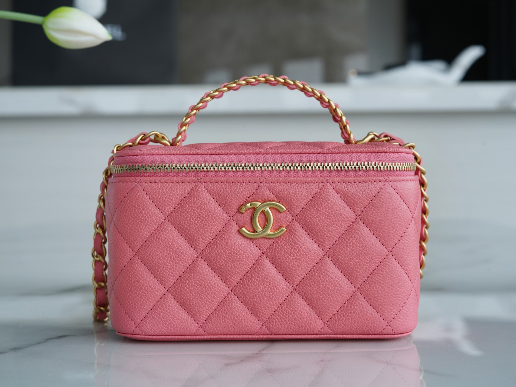 CHANEL HANDBAG pink CHANEL HANDBAG pink