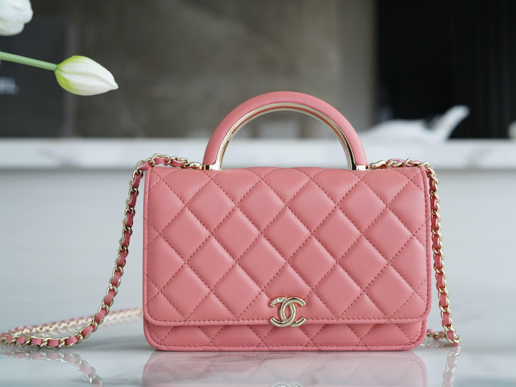 CHANEL HANDBAG pink CHANEL HANDBAG pink