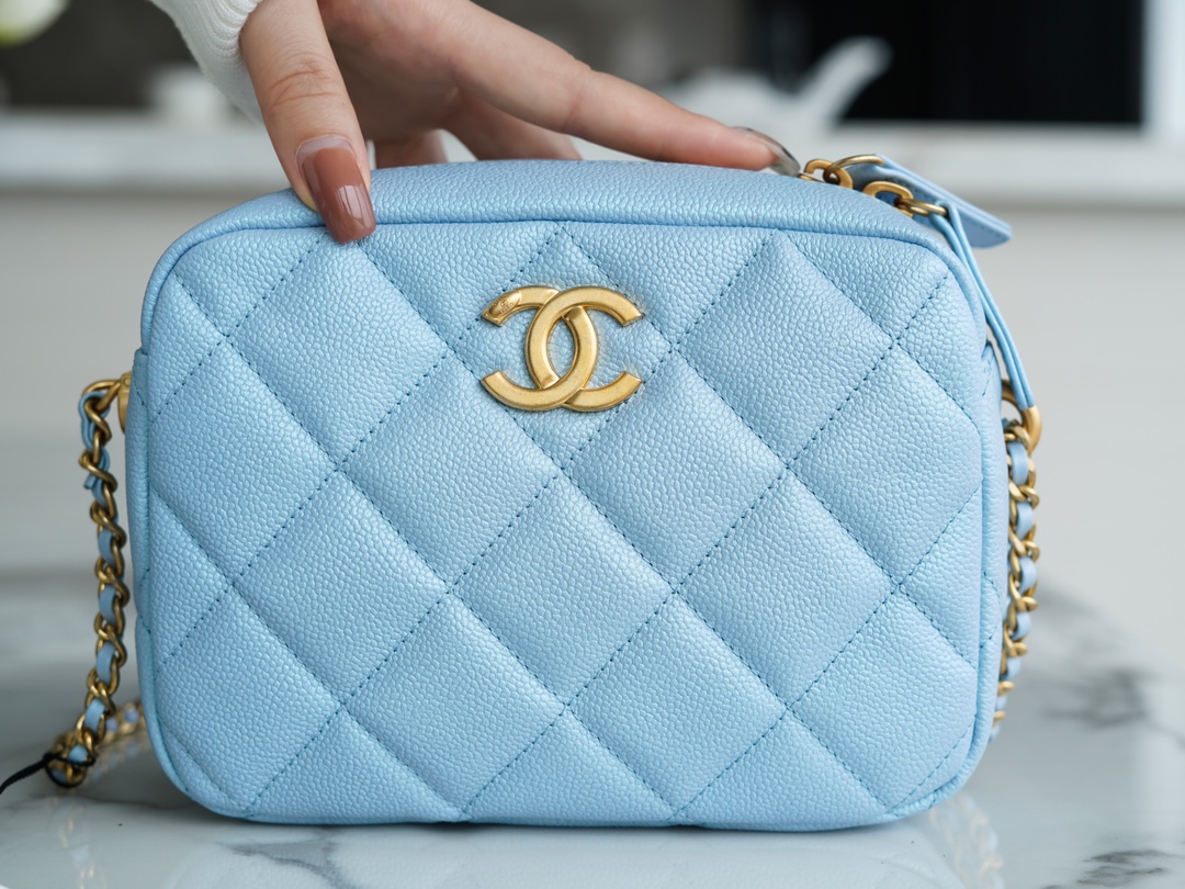 CHANEL HANDBAG blue CHANEL HANDBAG blue