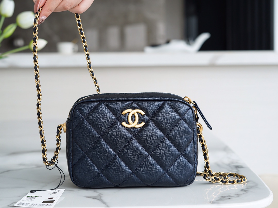 CHANEL HANDBAG black blue CHANEL HANDBAG black blue