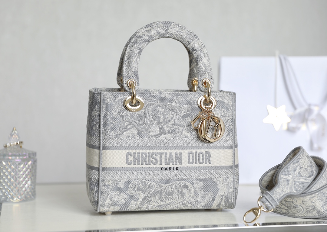 CHRISTIAN DIOR LADY D-LITE CHRISTIAN DIOR LADY D-LITE