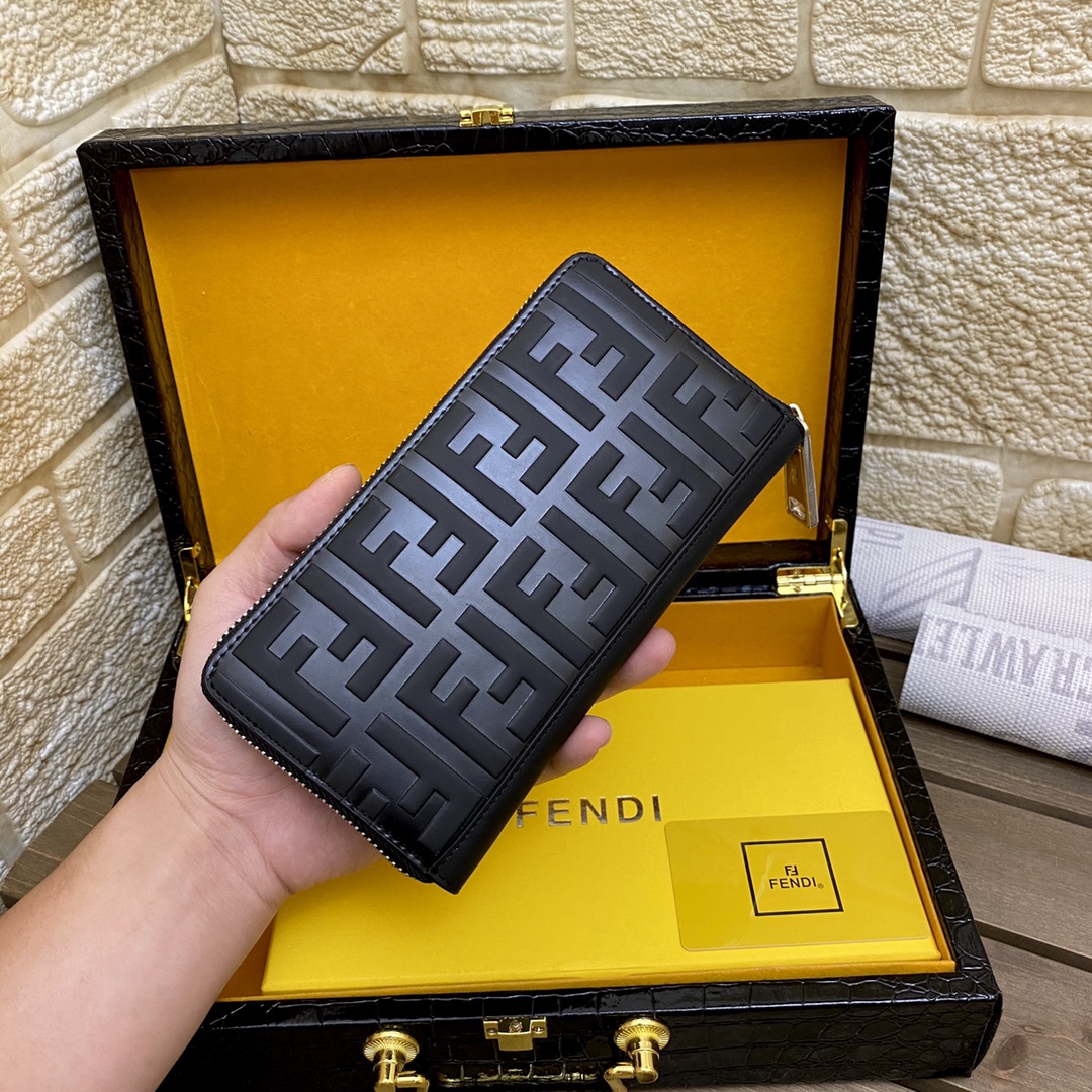 FENDI LONG WALLET BUG’S EYE ZIP BLACK LEATHER MONSTER ROUND ZIPPER FENDI LONG WALLET BUG’S EYE ZIP BLACK LEATHER MONSTER ROUND ZIPPER