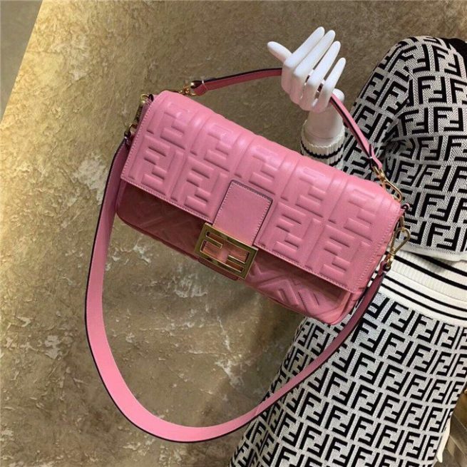 Fendi Baguette Large (Varied Colors) Fendi Baguette Large (Varied Colors)