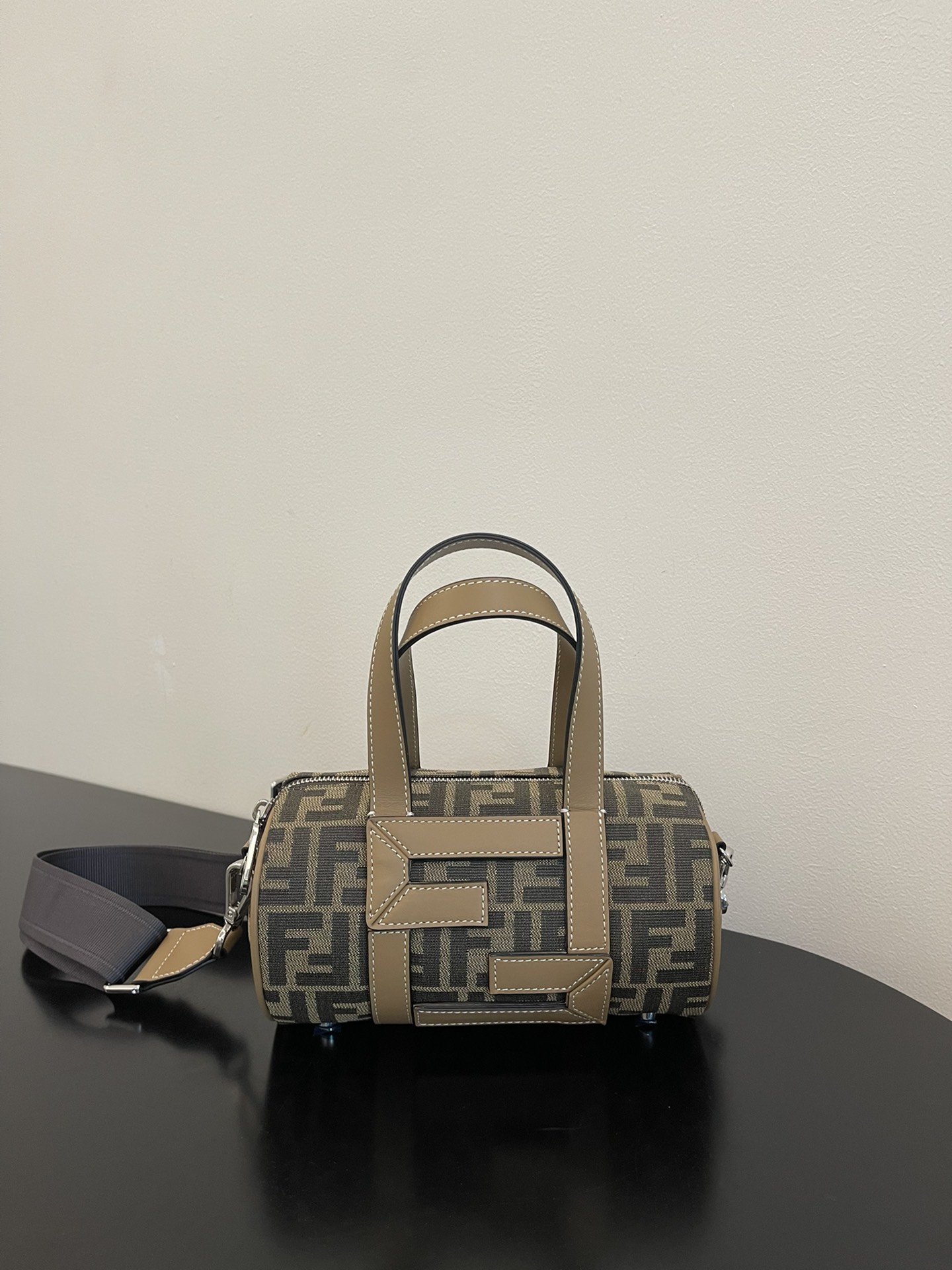 FENDI HANDBAG Monogram FENDI HANDBAG Monogram