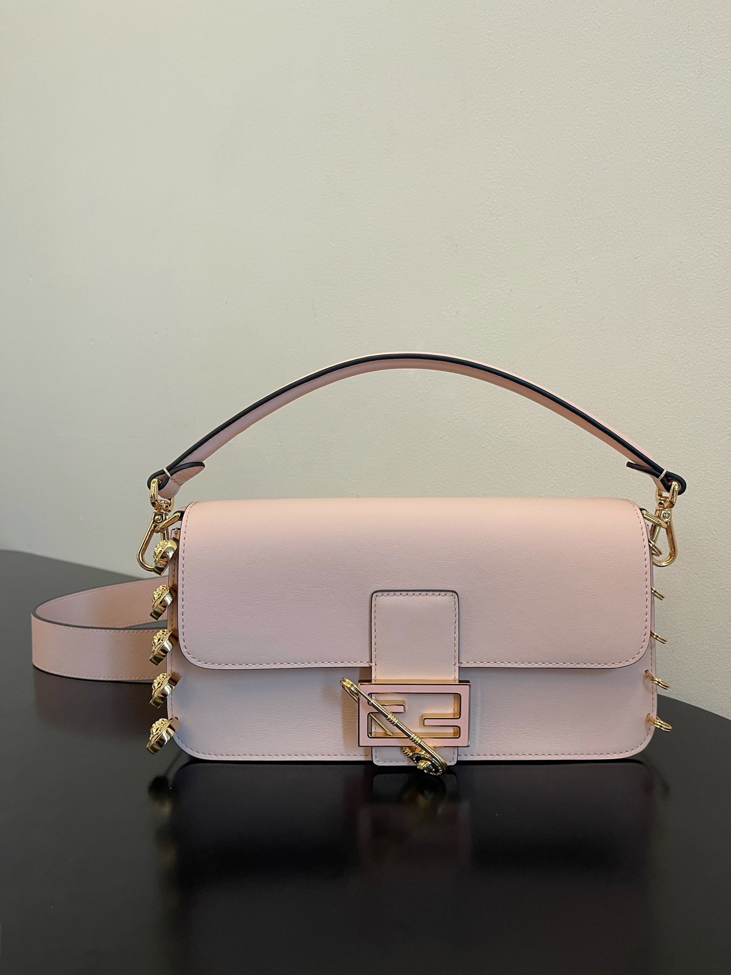 FENDI HANDBAG Pink FENDI HANDBAG Pink