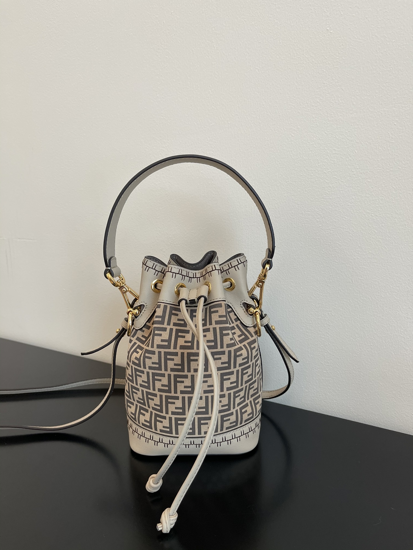 FENDI HANDBAG Monogram FENDI HANDBAG Monogram