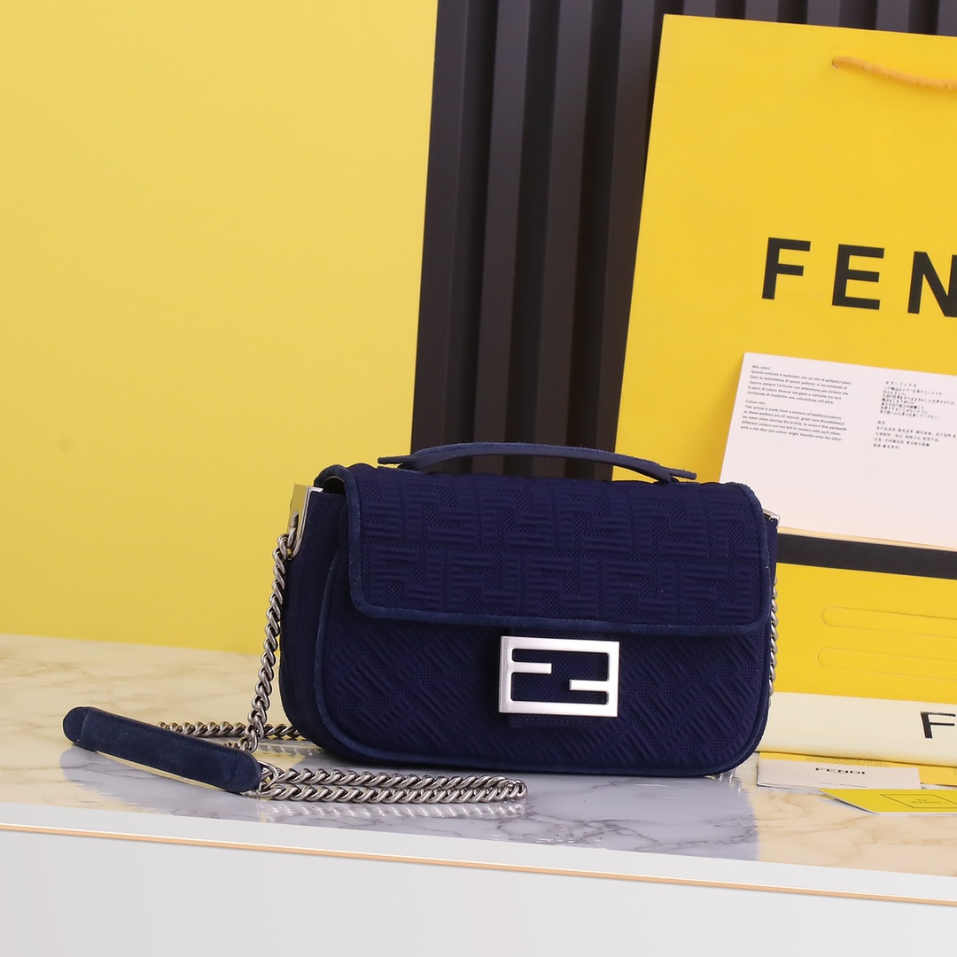 FENDI HANDBAG purple FENDI HANDBAG purple