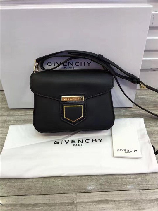 Givenchy Nobile Mini Shoulder Bag Black Smooth Leather Givenchy Nobile Mini Shoulder Bag Black Smooth Leather