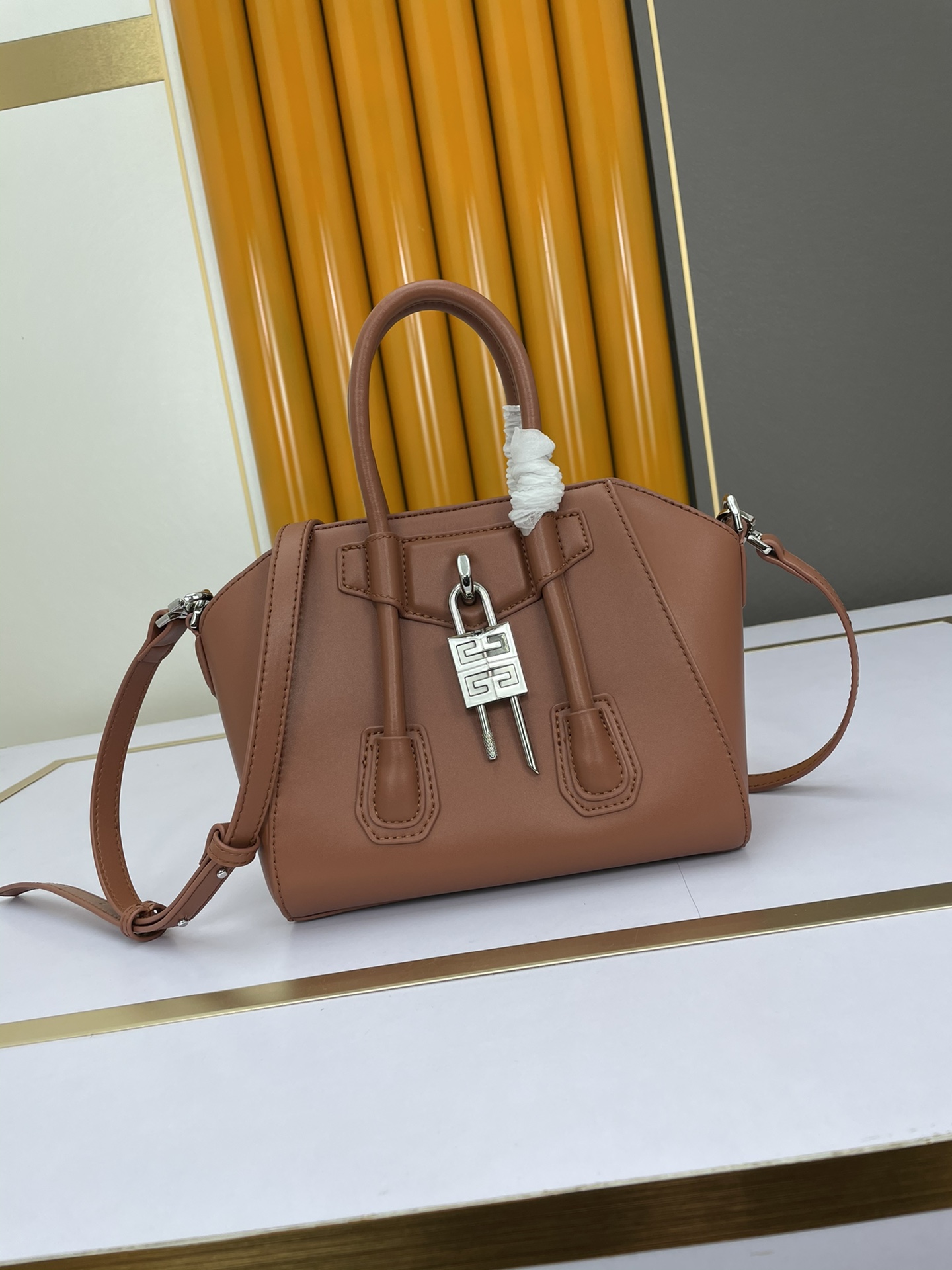 GIVENCHY HANDBAG Brown GIVENCHY HANDBAG Brown