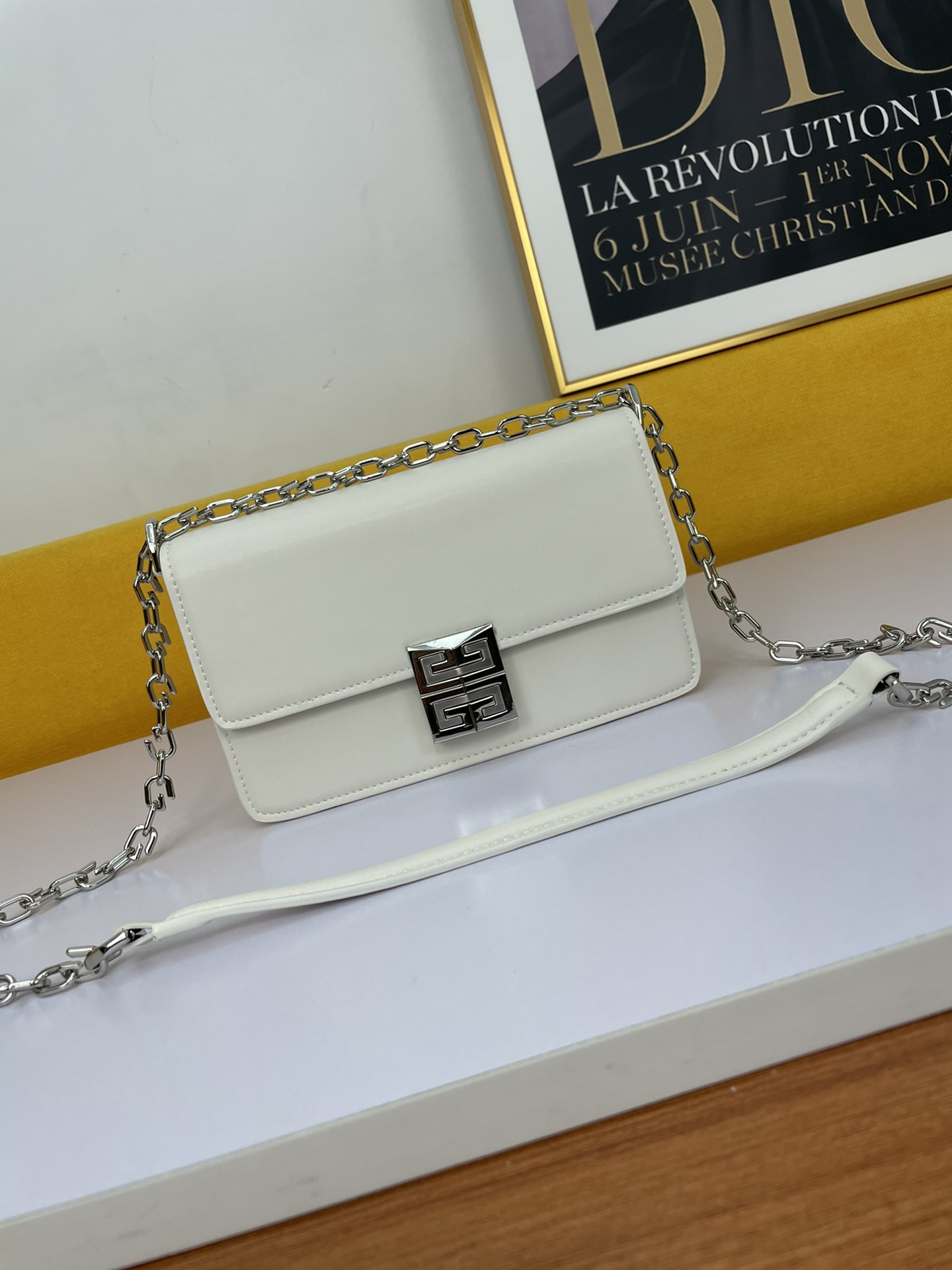 Givenchy Crossbody Bag white Givenchy Crossbody Bag white