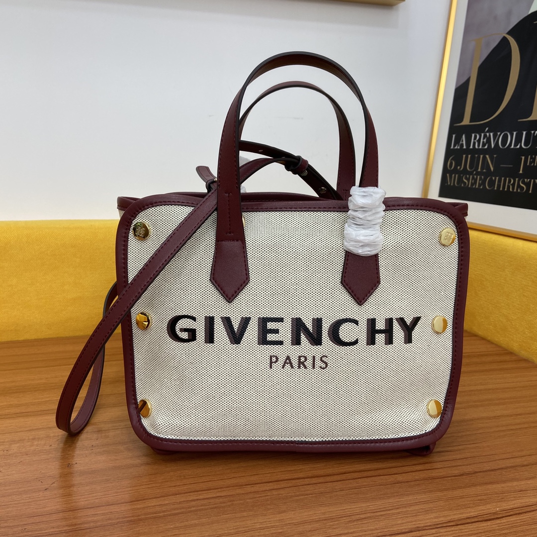 Givenchy Handbag off-white Givenchy Handbag off-white
