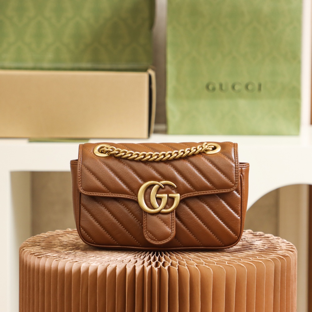 GG Marmont Shoulder Bag GG Marmont Shoulder Bag
