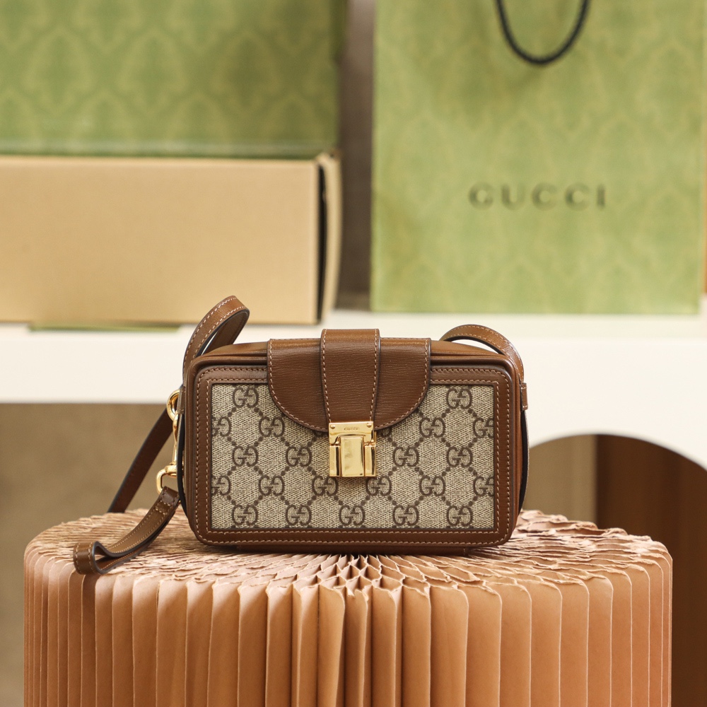 GG Supreme Monogram Mini Clasp Bag GG Supreme Monogram Mini Clasp Bag