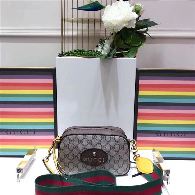 Gucci GG Supreme Messenger Bag Gucci GG Supreme Messenger Bag