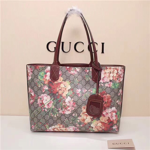 Gucci Reversible GG Blooms Leather Tote Gucci Reversible GG Blooms Leather Tote