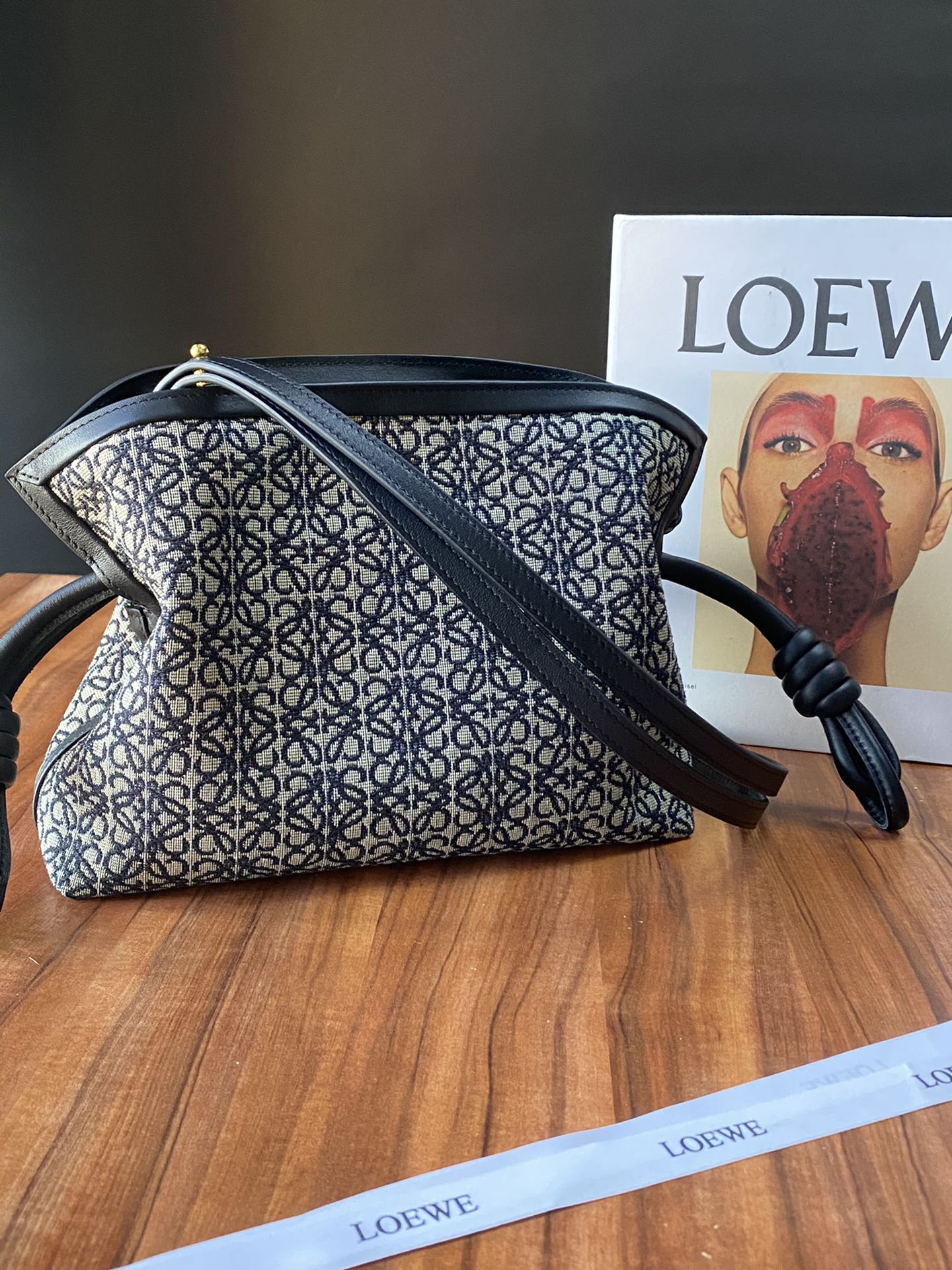 LOEWE HANDBAG Embroidered Royal Blue with Beige Pattern LOEWE HANDBAG Embroidered Royal Blue with Beige Pattern