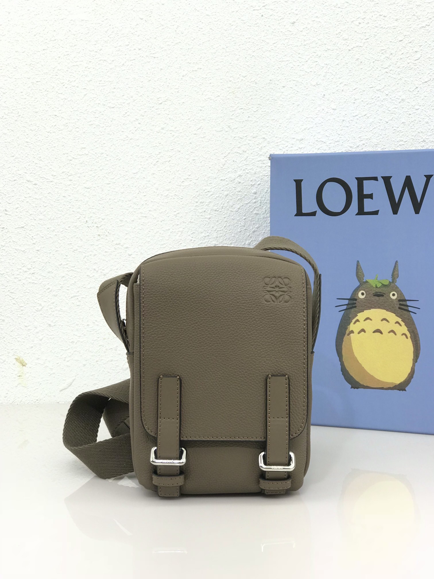LOEWE CROSSBODY BAG Khaki Green LOEWE CROSSBODY BAG Khaki Green