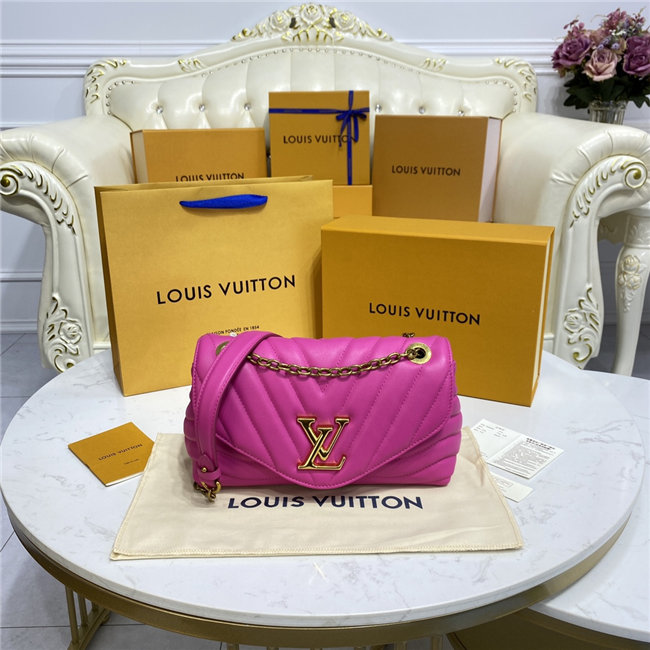 Louis Vuitton New Wave Chain Bag H24 (Varied Colors) Louis Vuitton New Wave Chain Bag H24 (Varied Colors)