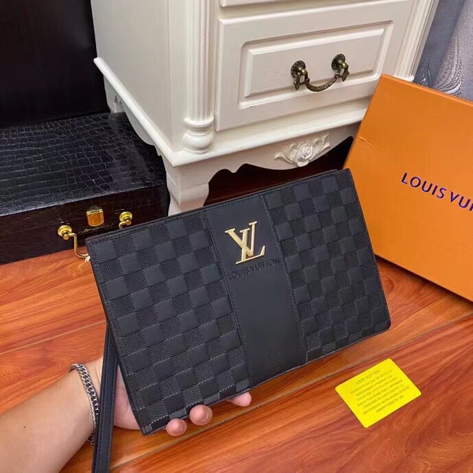 LOUIS VUITTON CLUTCH BAG LOUIS VUITTON CLUTCH BAG