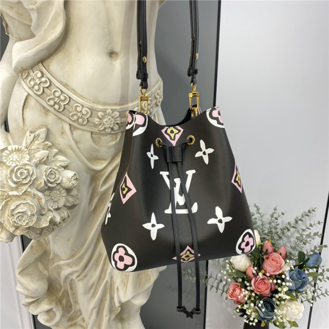 Louis Vuitton NeoNoe MM Black Louis Vuitton NeoNoe MM Black