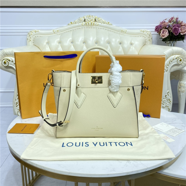 Louis Vuitton On My Side Louis Vuitton On My Side