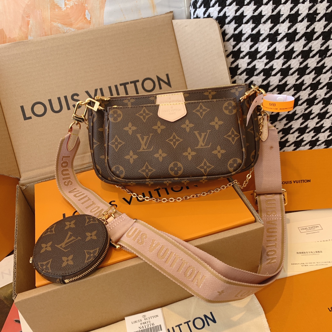 LOUIS VUITTON CROSSBODY BAG monogram LOUIS VUITTON CROSSBODY BAG monogram