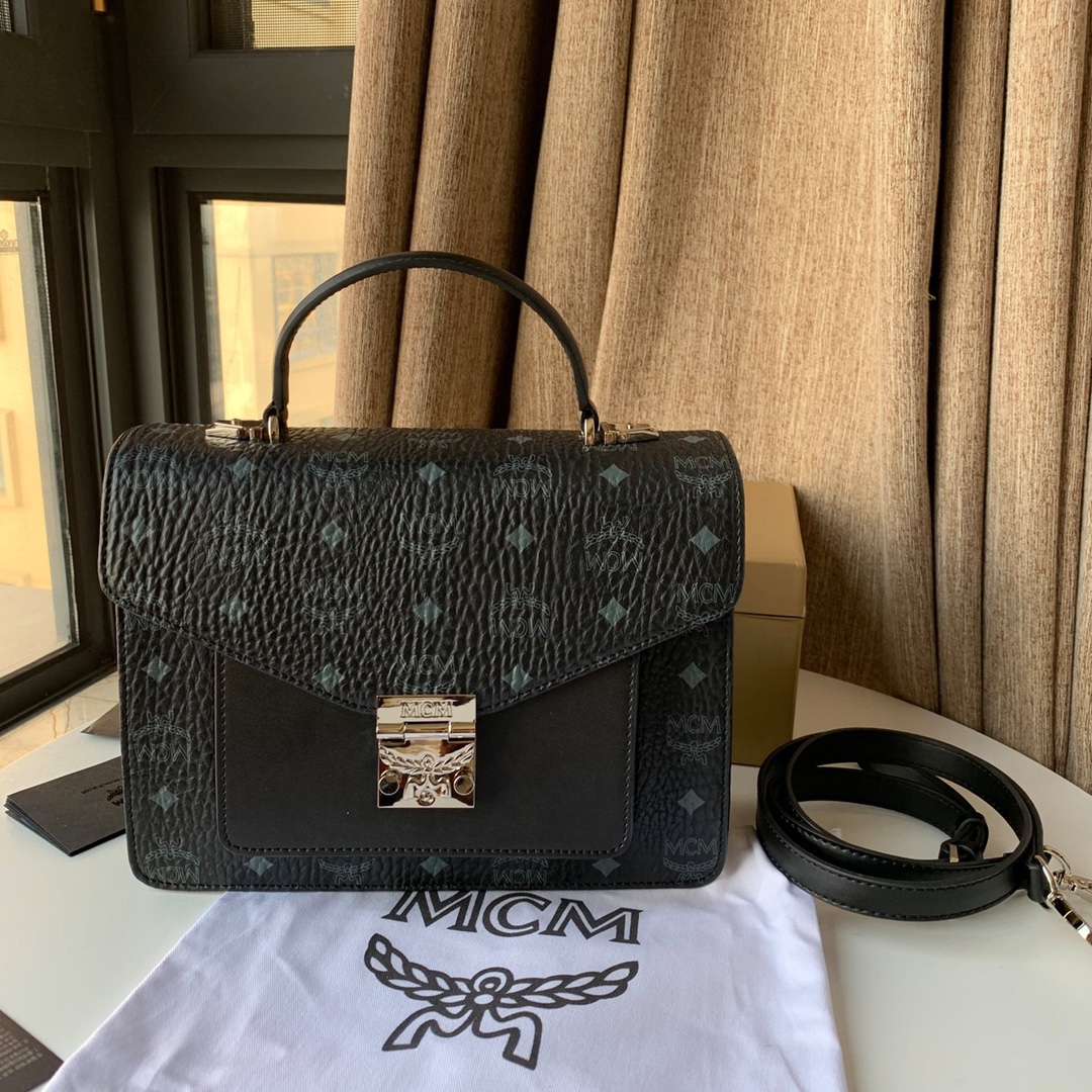MCM WORLDWIDE handbag black MCM WORLDWIDE handbag black