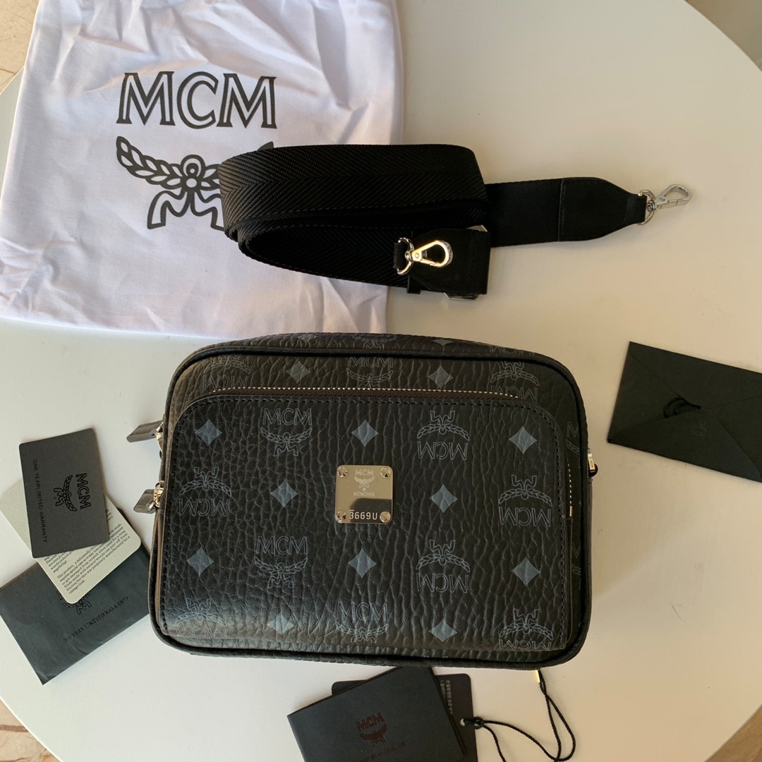 MCM WORLDWIDE crossbody bag black MCM WORLDWIDE crossbody bag black