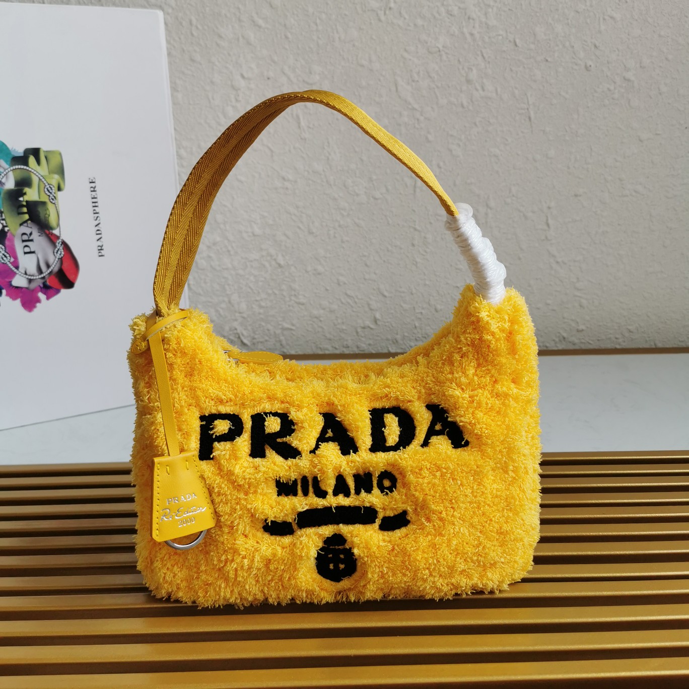 PRADA HANDBAG Re-Edition YELLOW PRADA HANDBAG Re-Edition YELLOW