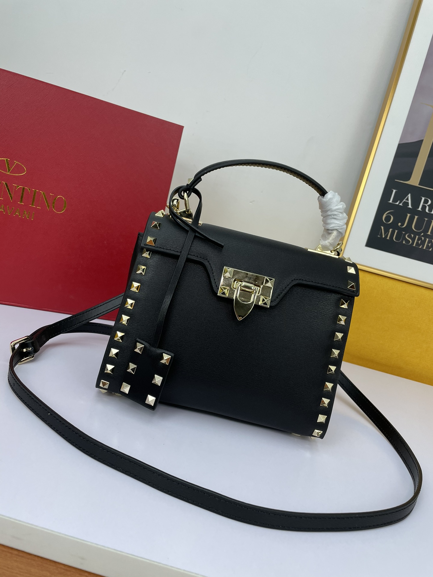 VALENTINO HANDBAG black VALENTINO HANDBAG black