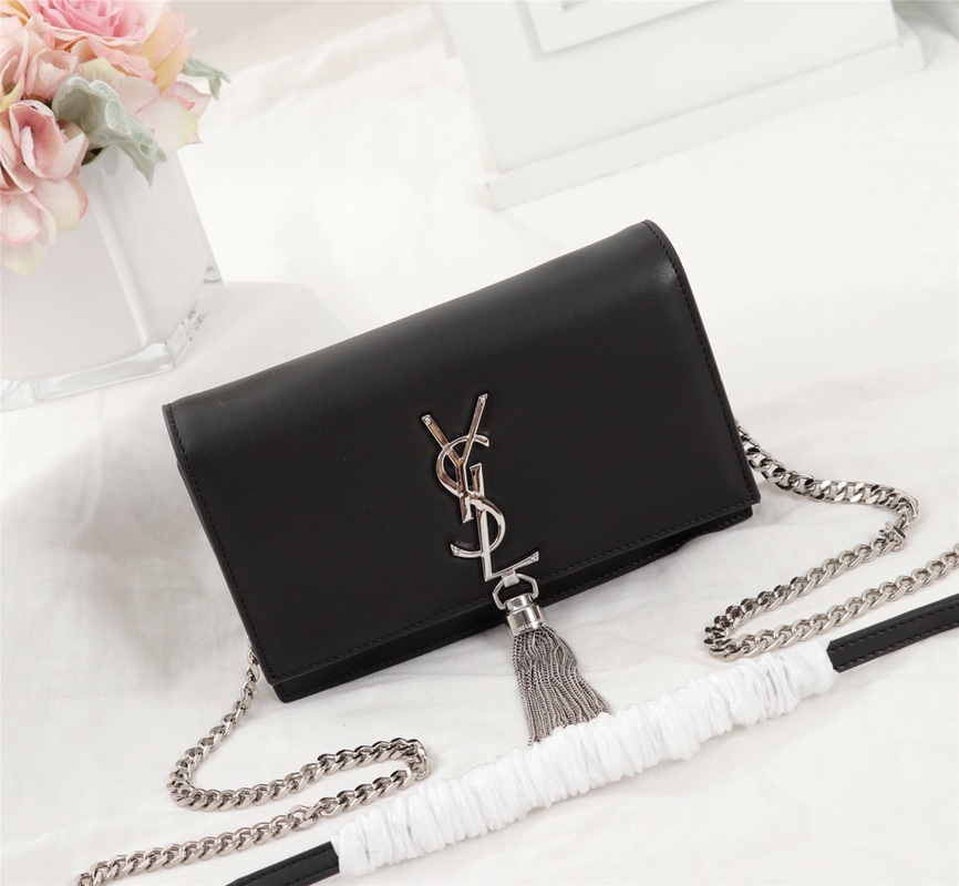 YVES SAINT LAURENF HANDBAG Black YVES SAINT LAURENF HANDBAG Black