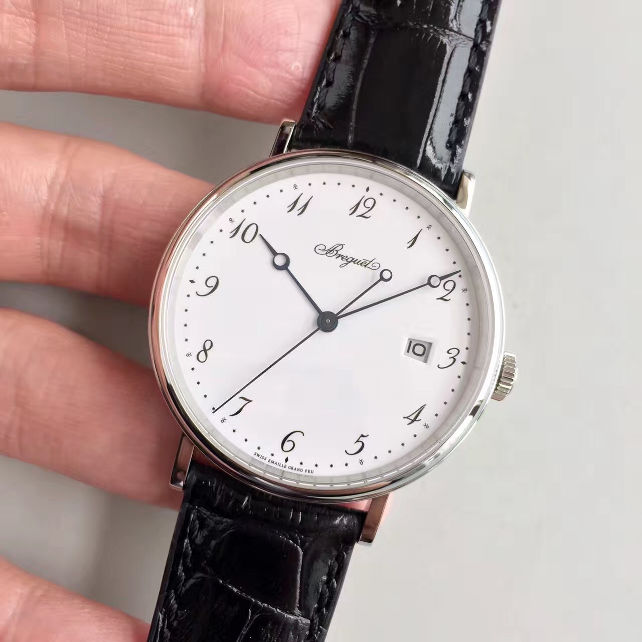 Breguet Classic Collection 5177 Men’s Wristwatch Breguet Classic Collection 5177 Men’s Wristwatch