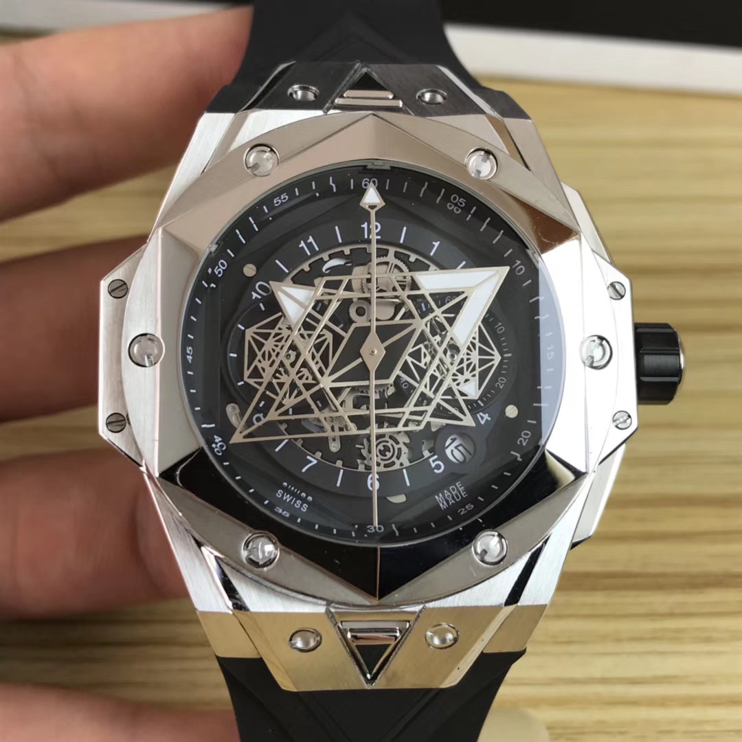 Hublot Big Bang Sang Bleu II Tattoo Watch Hublot Big Bang Sang Bleu II Tattoo Watch
