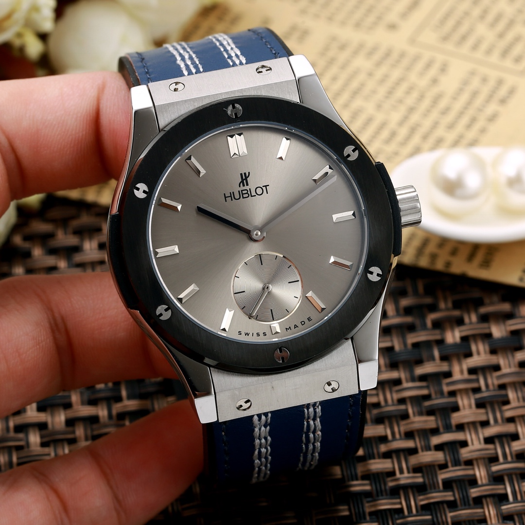 Hublot Men’s Mechanical Wristwatch Hublot Men’s Mechanical Wristwatch