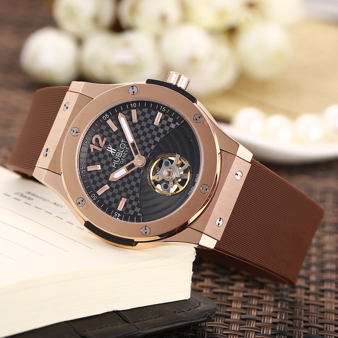 Hublot Men’s Mechanical Wristwatch Hublot Men’s Mechanical Wristwatch