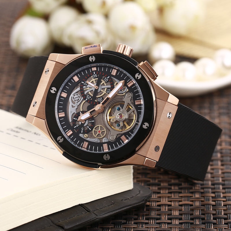Hublot Men’s Mechanical Wristwatch Hublot Men’s Mechanical Wristwatch