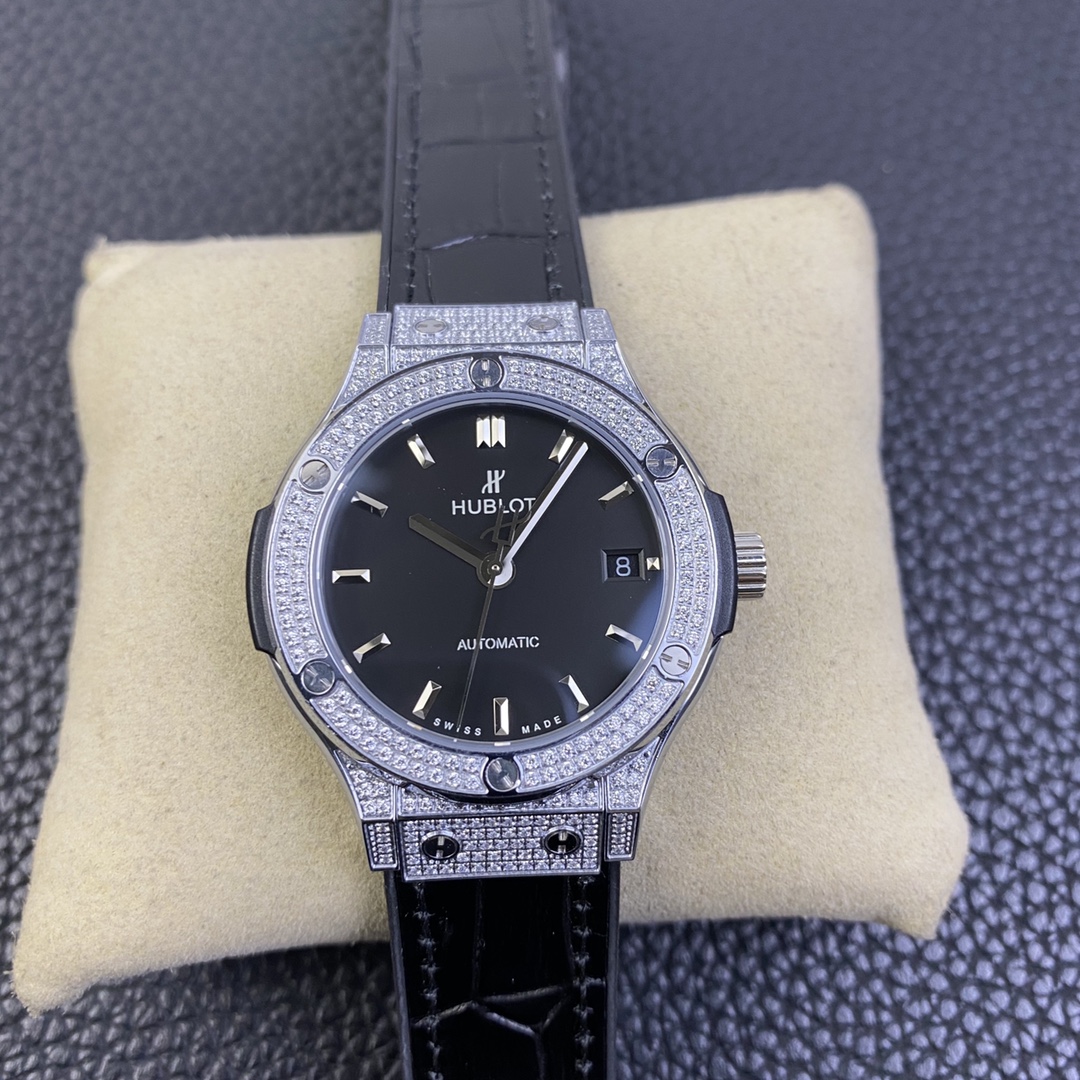 Hublot Classic Fusion Collection Watch Hublot Classic Fusion Collection Watch