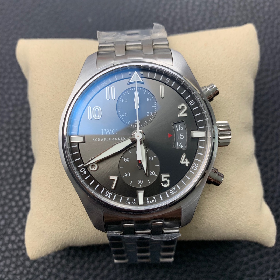 Wanguo Pilot 43 Series Steel Belt Spitfire Fighter Wanguo Pilot 43 Series Steel Belt Spitfire Fighter