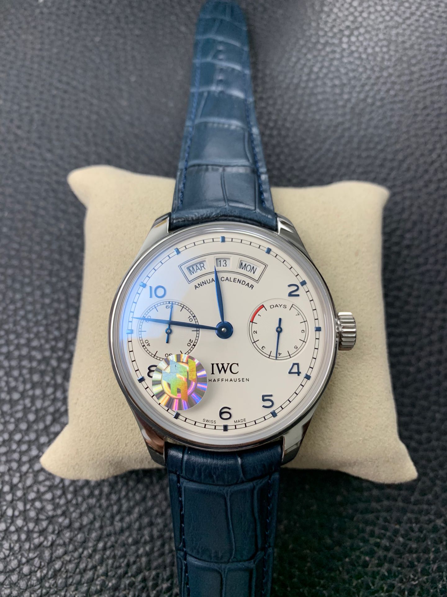 Universal Portugal 44.2 Series Portuguese Seven Mechanical Watch Universal Portugal 44.2 Series Portuguese Seven Mechanical Watch