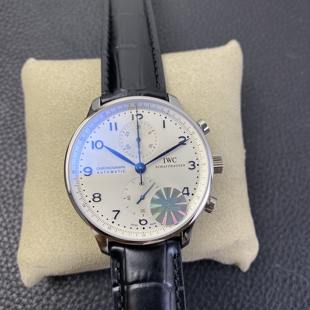 Universal Portugal 40.9 Series Portuguese Seven Mechanical Watch Universal Portugal 40.9 Series Portuguese Seven Mechanical Watch