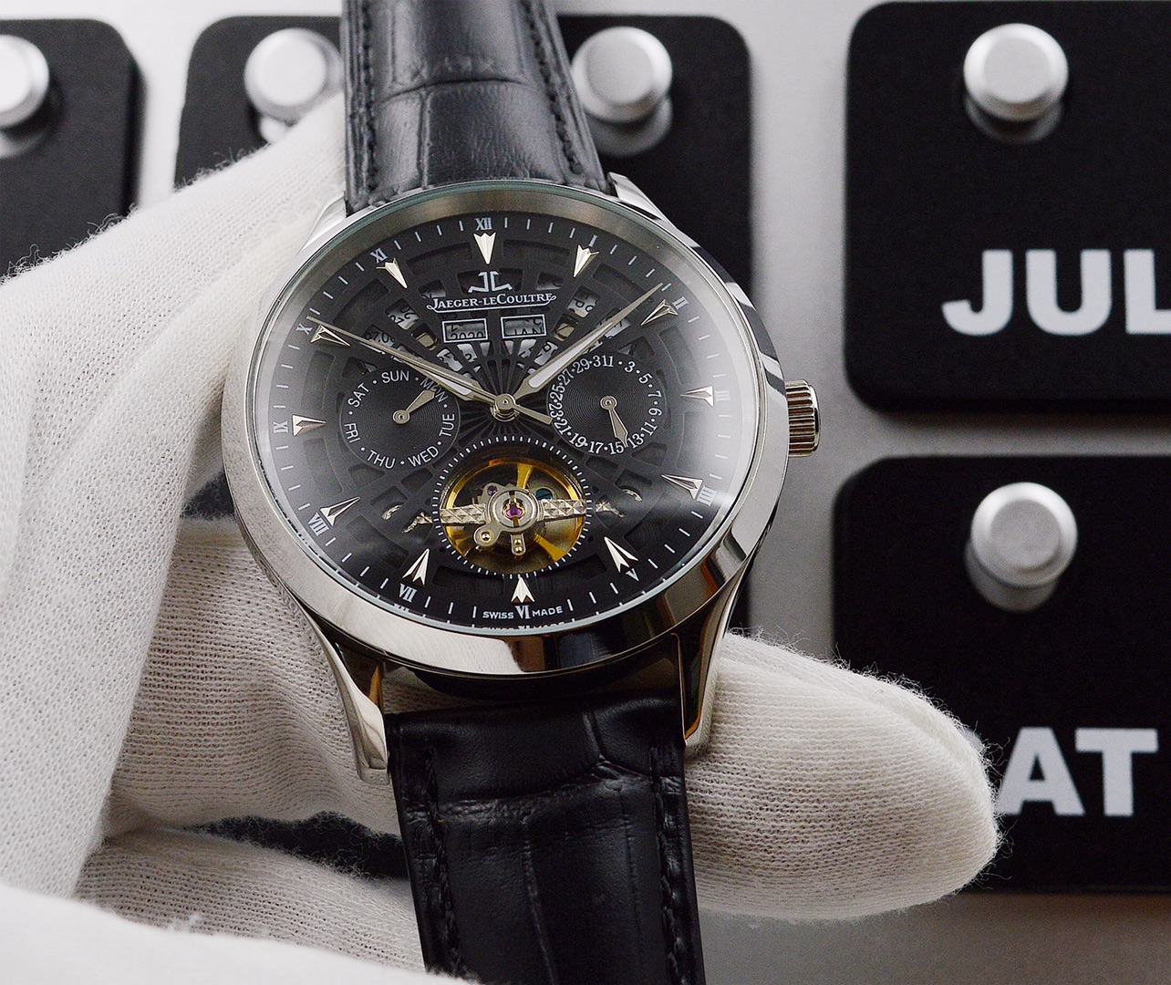 Jaeger-LeCoultre Extraordinary Complicated Function Mechanical Men’s Watch Jaeger-LeCoultre Extraordinary Complicated Function Mechanical Men’s Watch