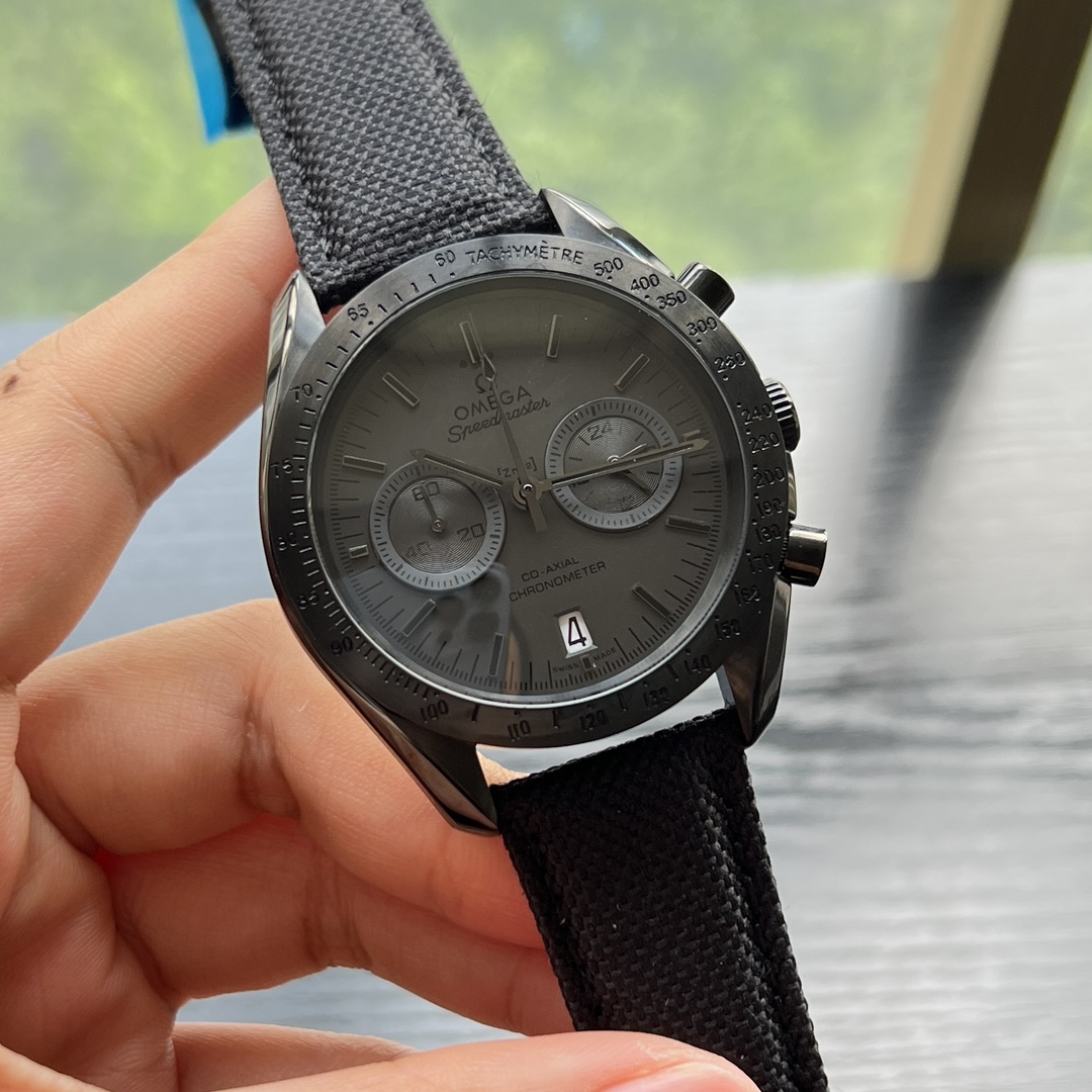 Omega Supermaster 31192445101005 Dark Side of the Moon Black Ceramic Men‘s Watch Omega Supermaster 31192445101005 Dark Side of the Moon Black Ceramic Men‘s Watch
