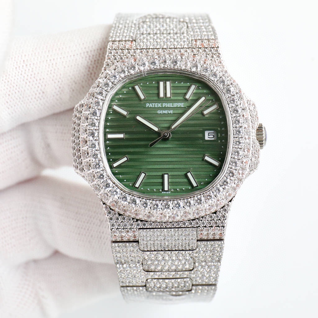 Patek Philippe Nautilus 5711 Platinum Watch Patek Philippe Nautilus 5711 Platinum Watch