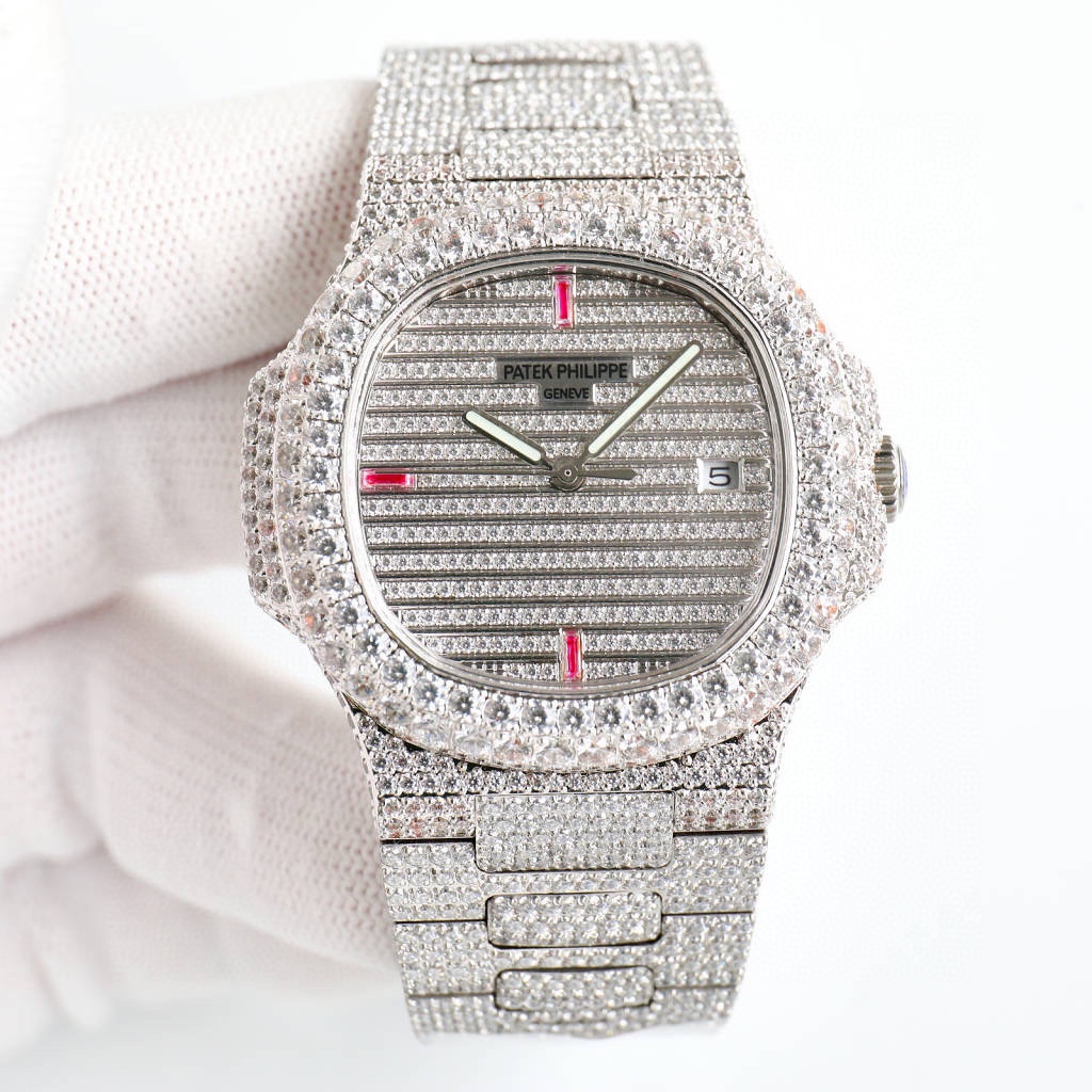 Patek Philippe Nautilus 5711 Platinum Watch Patek Philippe Nautilus 5711 Platinum Watch