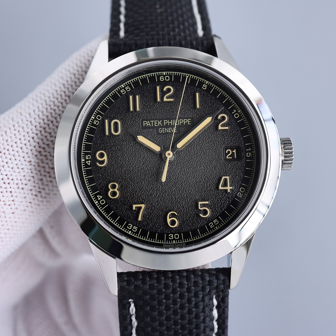Patek Philippe Calatrava Ref.5226G-001 from the Classic Watch Collection Patek Philippe Calatrava Ref.5226G-001 from the Classic Watch Collection